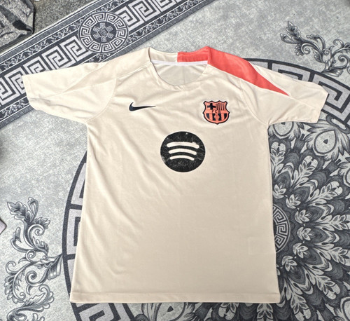 Nike barcelona - nike,