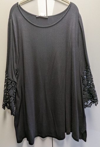 Schwarzes shirt mit - schwarzes, spitze