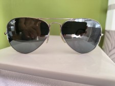 Ray Ban Aviator SonnenbrilleOriginalGebraucht.Zustand siehe BilderKleine...