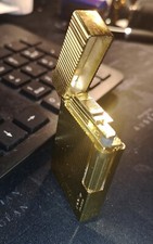 Luxus Gas Feuerzeug "Ligne verticale" KlickKlack edel + golden gestreift  NEU