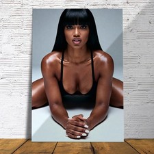 Sexy schwarze Frau in Dessous