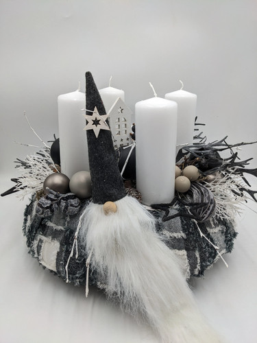 Adventskranz kugel wichtel - adventskranz,