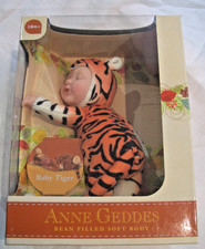 Anne Geddes Baby Puppe „Tiger“ Kuscheltier Stofftier Plüschtier ca 21 cm OVP Sam