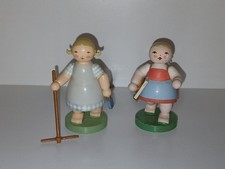 Erzgebirge Wendt und Kühn Mädchen mit Rechen/Schulkind defekt