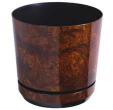 Blumentopf mit Untersetzer –