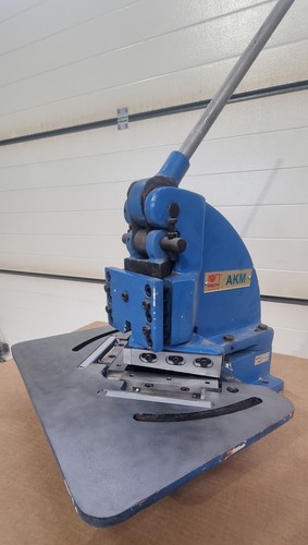 Blech ausklinkmaschine knuth - ausklinkmaschine,