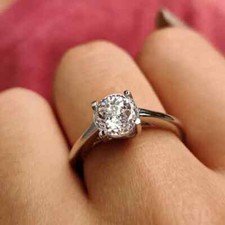 2 Karat Rundschliff Moissanit