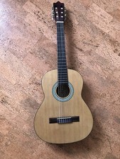 Gitarre mit Zubehör