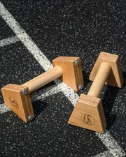 Premium Holz-Parallettes für