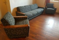 Sofagarnitur 50er 60er Jahre mit Schlaffunktion - aufgearbeitet , neu bezogen