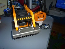 RC Kettenlader 1:12 von Carson