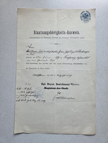 Staatsangehörigkeits-Ausweis