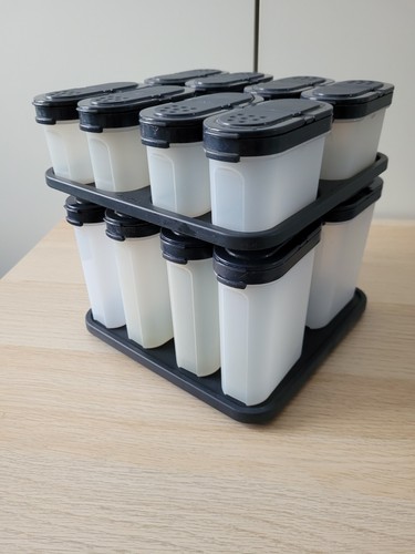 Top tupperware - top!,
