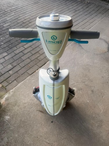 Mop scheuersaugmaschine - ,