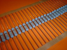 25x 383 kOhm / 1 Watt 500V