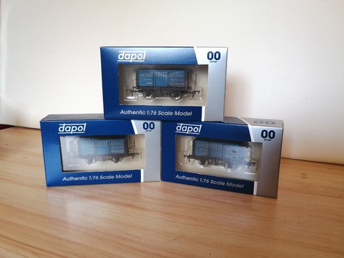 Dapol plank wagons 9ft - plank,