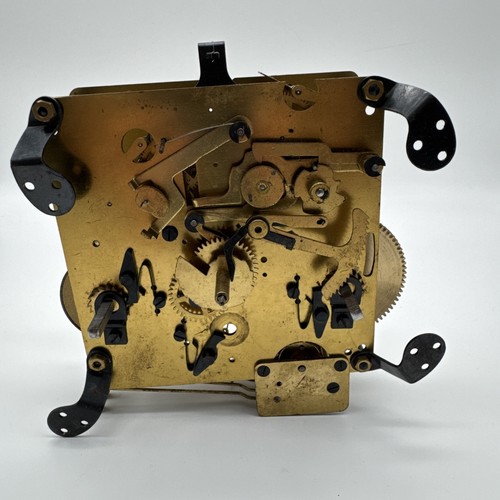 Altes uhrwerk wanduhr - altes,