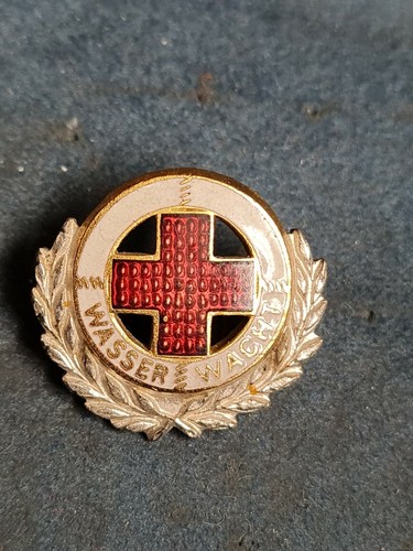 Alte brosche rotes kreuz - brosche,