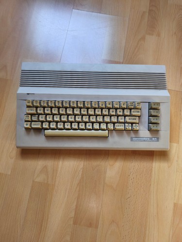 Commodore c64 mit datasette - c64,