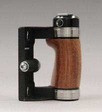 Pentax 67 II Handgriff  - TTL Blitzsynchronkabel und orignal Pentax Kamerariemen