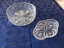 Alte  Kristall  Schüssel  und Glasschale,  mit Zackenrand - 20 und 18 cm Durchm.