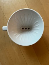 Neuwertiger Kaffeefilter aus Porzellan in weiß Gr 4  