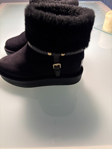 Exklusive boot von - ,