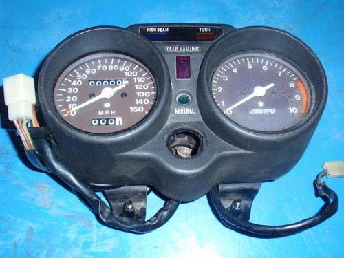 Suzuki 380 armaturenbrett - suzuki, gt