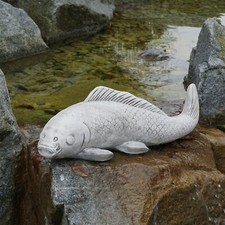 Koi Karpfen Fisch Steinfigur