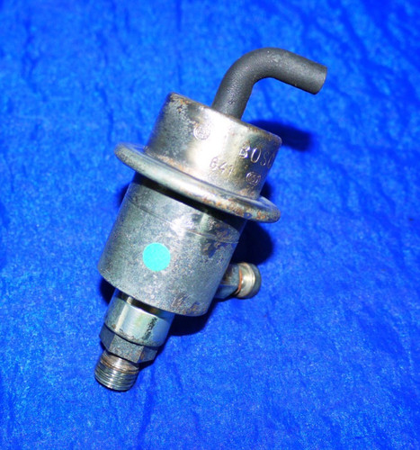 Druckregler bosch 0438161002 - druckregler,