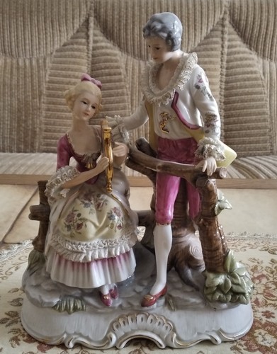 Vintage echt porzellan figur - ,
