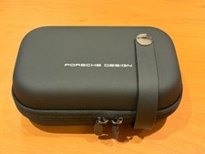 Lufthansa First Class Amenity Kit Kulturbeutel Cable Case Porsche Design