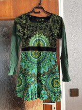 Desigual Kleid Grün mit Mustern & Perlen Schmetterling – Mädchen 11-12 Jahre