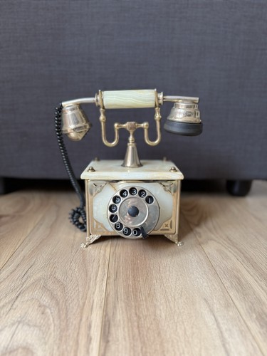 Vintage wählscheibentelefon - vintage,