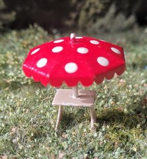 MMM Minatur H0 Möbel Mayer Sima Sonnenschirm Guss  alt antik 50er Jahre