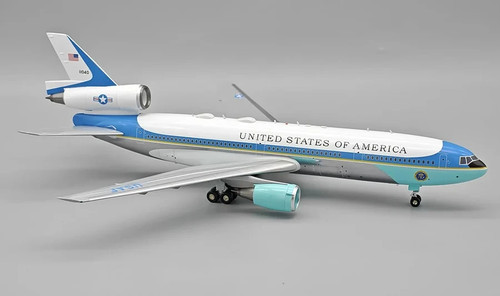 Blue box 200 douglas - box, 1:200