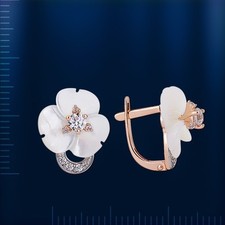 Perlmutt Blume Ohrringe