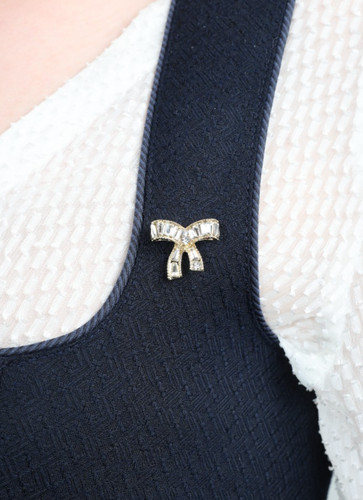 Marjo ansteck pin - marjo,