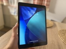 Apple iPad 10.2” 8. Gen