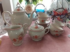 Kaffeeservice von Triptis Porzellan ( Eschenbach) Blumenmotiv , aus 2005