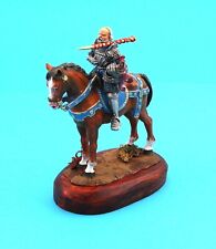 Ritter auf Pferd mit Holzsockel 12,5 cm