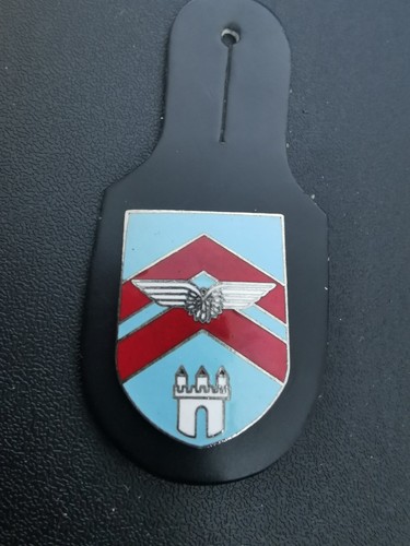 Brustanhänger