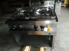 Gasherd 4 Flammig  Herd  von MKN ohne Bachofen läuft auf PROPAN GAS 