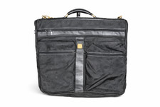 Luxuriöser MCM Kleidersack