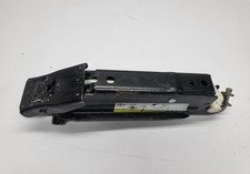 VW Golf 6 Variant   Wagenheber Gelenkwagenheber  1K0011031AB  (01)