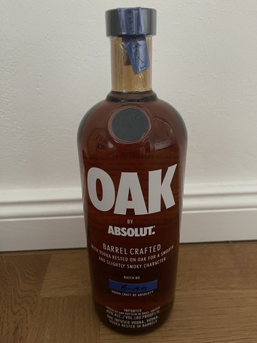 Oak absolut vodka l - by,