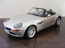 1:18 BMW Z8 Roadster silber