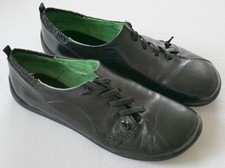 Schwarze Lederschuhe (Größe