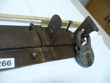 7266.        Alter Riegel