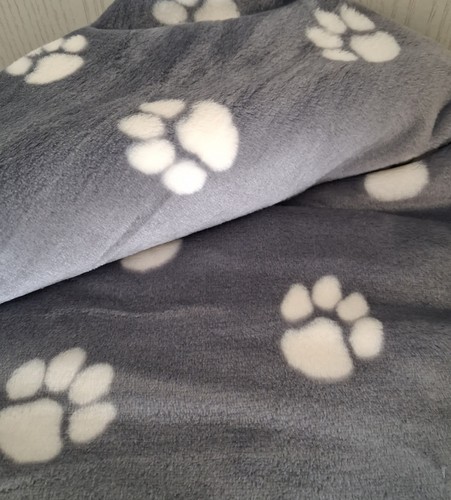 Rest fleece mit - fleece, pfoten